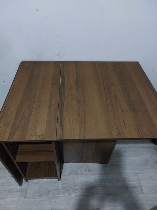 Продам стол кухонный