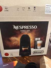 Mașina cafea Delonghi capsule