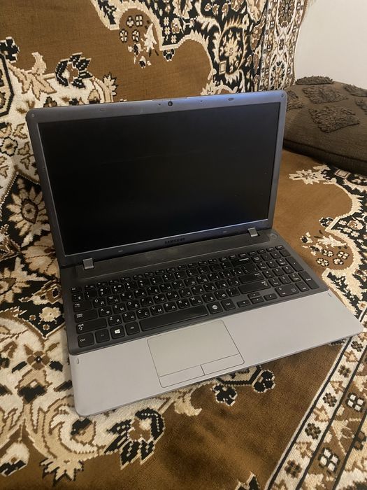 Ноутбук Samsung NP355V5C