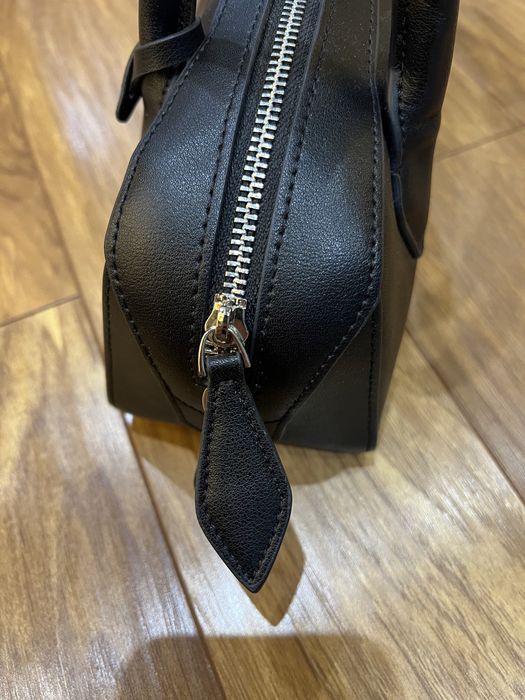 Черна чанта Alaia