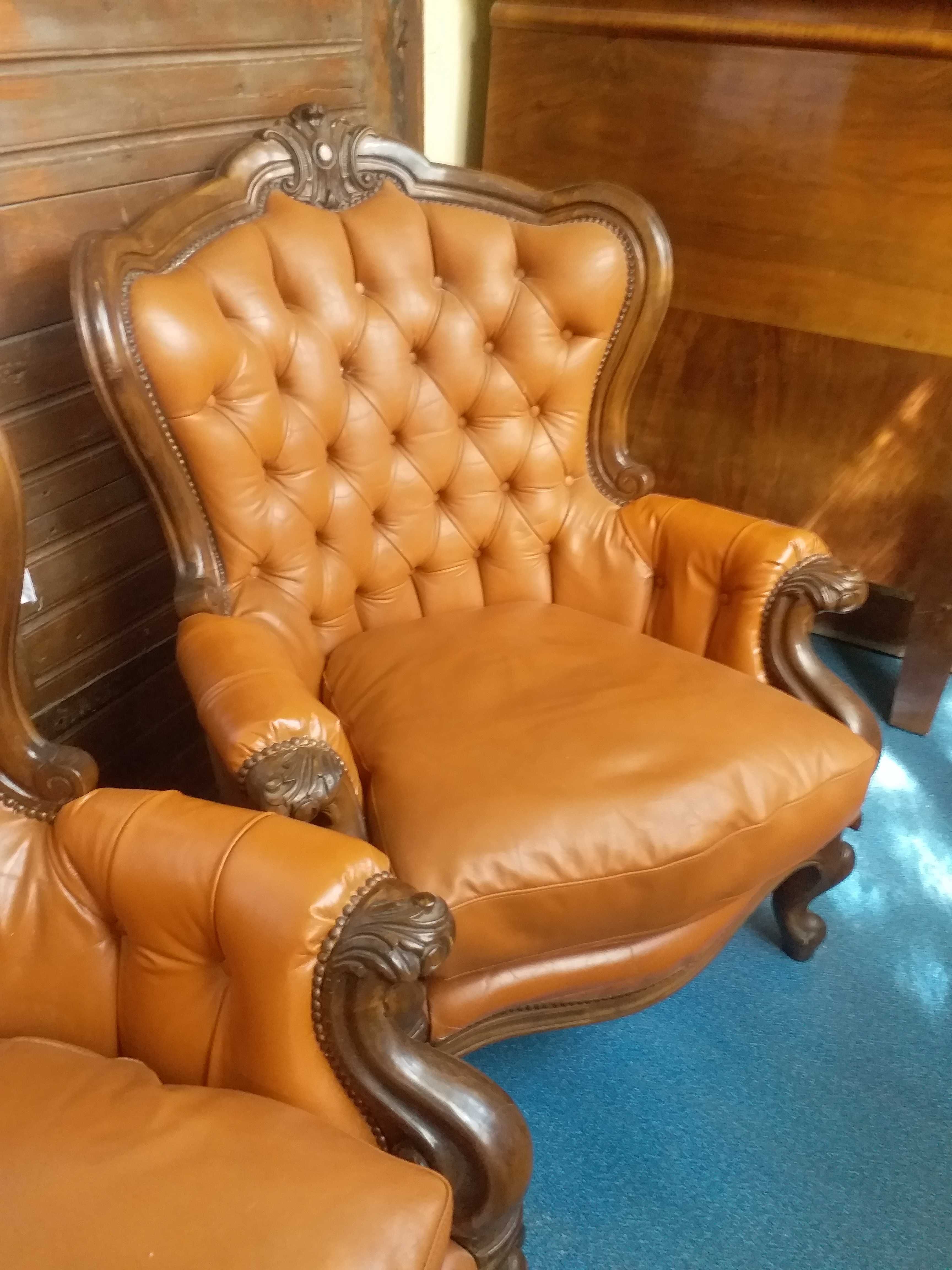 Set antic italian canapea 2 fotolii baroc piele naturala Chesterfield