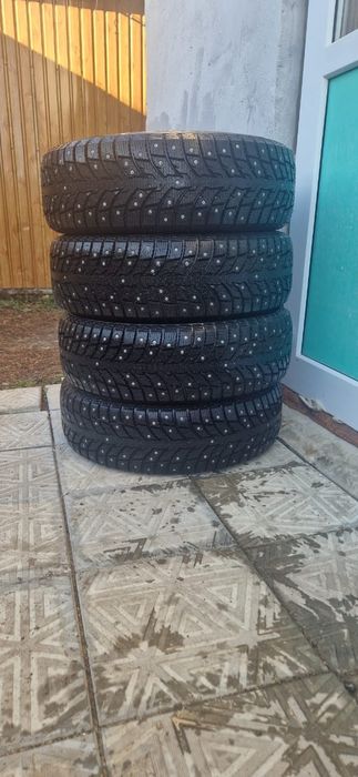 Продам резину зима 195/65/15 фирма sunny резина новая