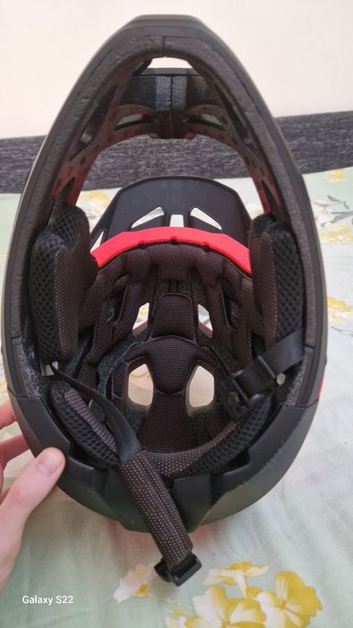 Vând cască ONEAL mărime L