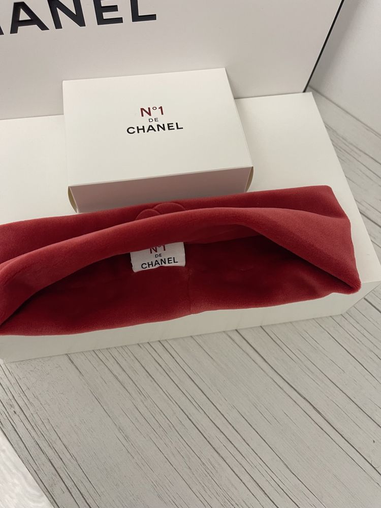 Bentiță Cosmetica  N• 1 de Chanel