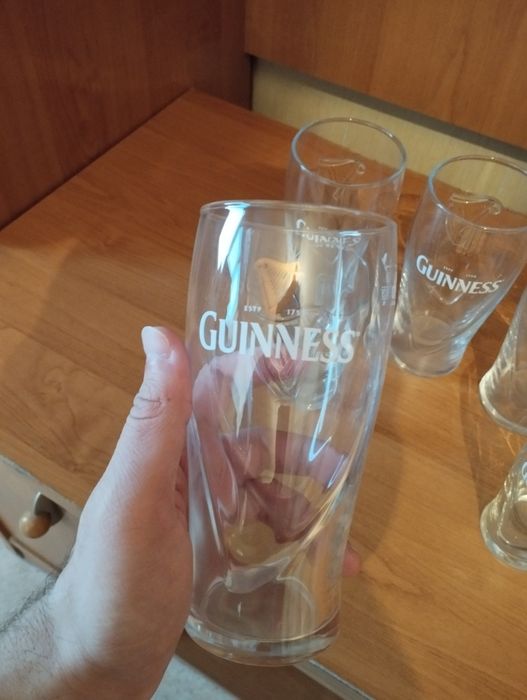 Фирменные стаканы Guinness, комплект