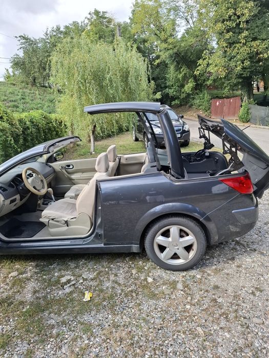 Vând renault megane 2