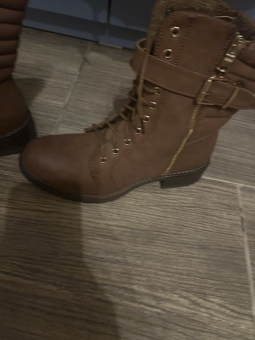 Ghete noi, maro, piele ecologica, imblanite