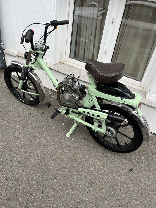 Vand moped cu motor de bicicleta 80cc