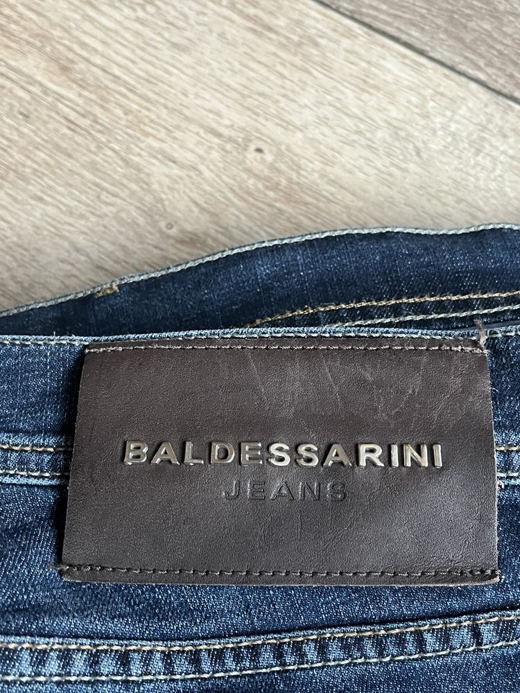 Baldessarini by Hugo Boss - размер 33 / Оригинал
