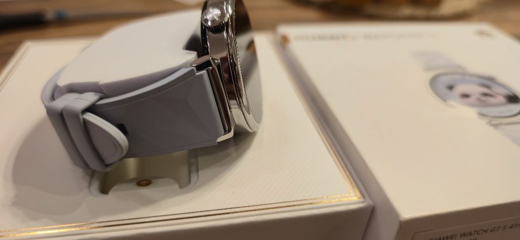 Huawei watch gt 5 41mm.