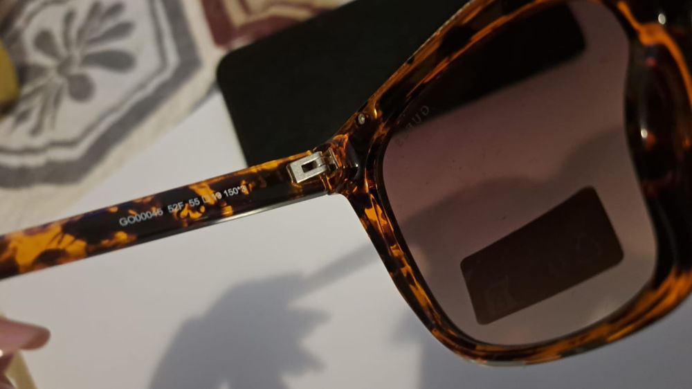 Ochelari de soare GUESS  DAMA