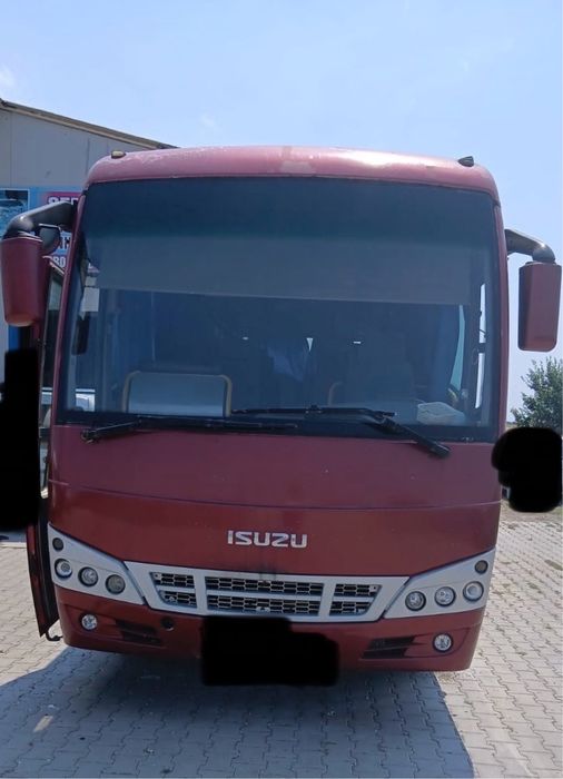 Vand microbuze transport persoane