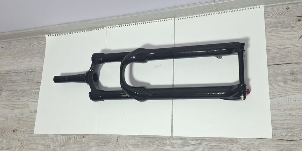 Furcă RockShox Pike 2.1 160mm 27.5inch– ca nouă, service recent
