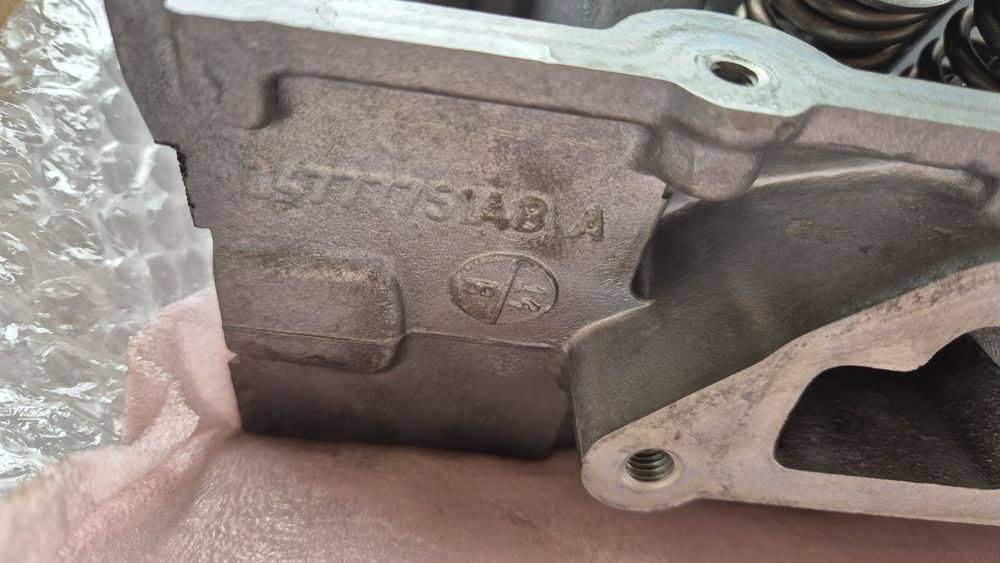 Цилиндрова глава за MINI COOPER.