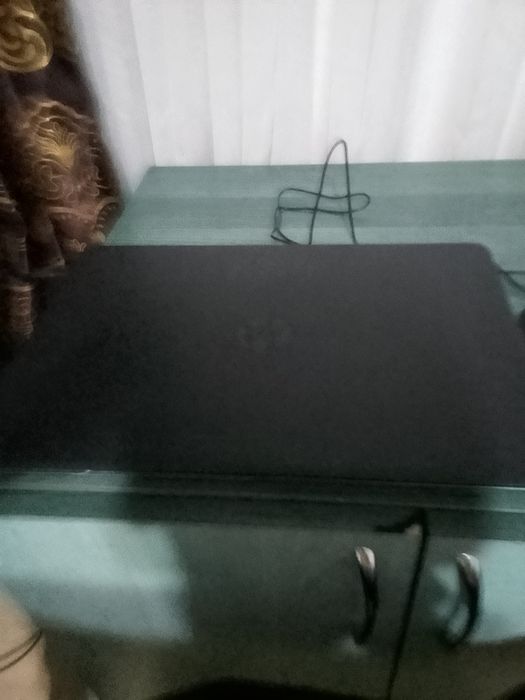 Laptop de vânzare