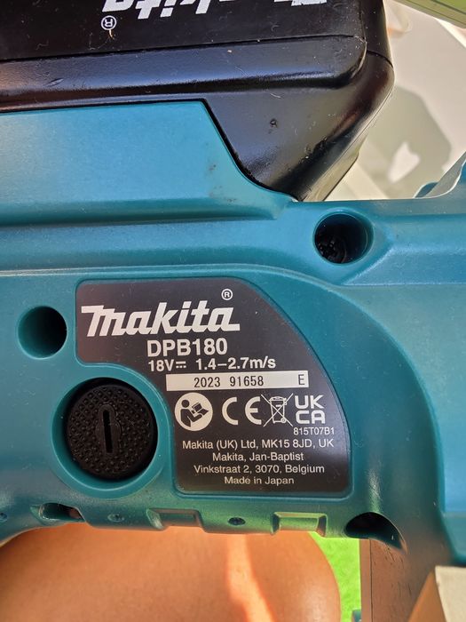 Fierastrau cu panglica Makita DPB 180