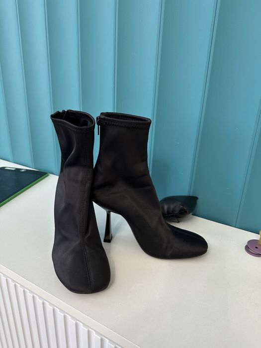 Продам Туфли-Сапожки ZARA