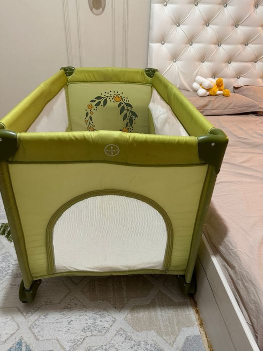 Манеж детский с матрасом