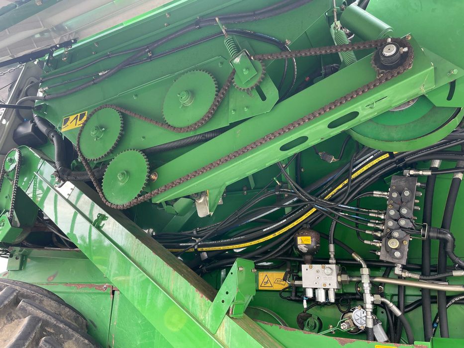 Combină agricolă John Deere W660 Hillmaster