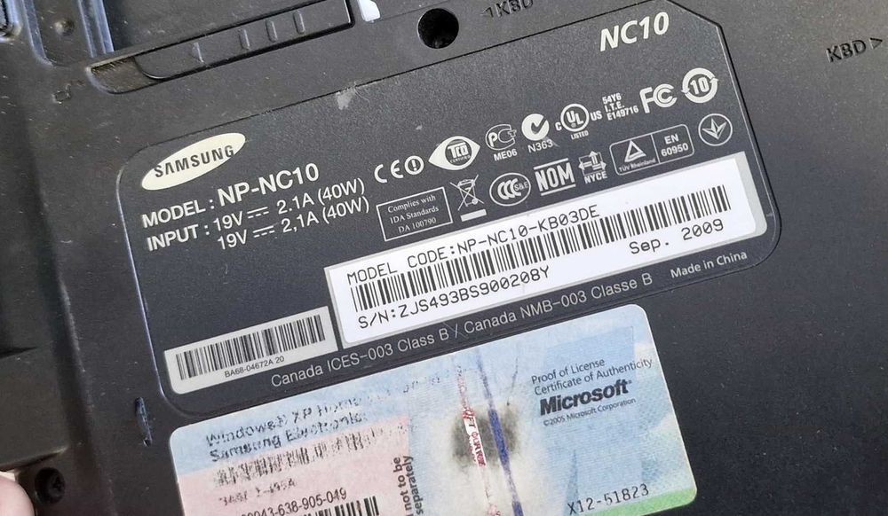 Laptop mini Samsung NC10 - Lichidare de stoc!