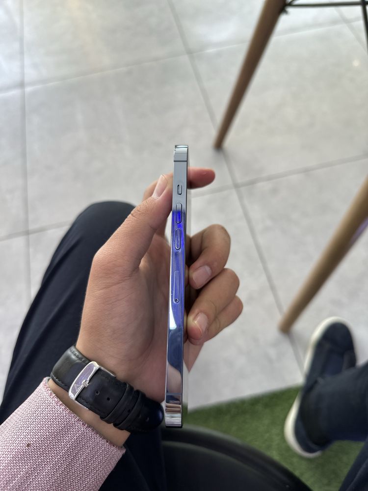 Iphone 13 pro sotiladi ideal sostoyana