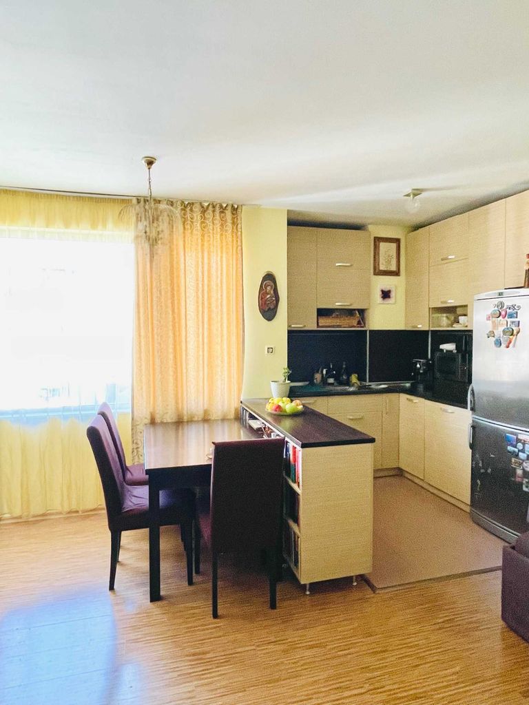 Продава се Двустаен апартамент в Пловдив, Кючук Париж - 75 кв.м за 1852 €/кв.м - Снимка #9