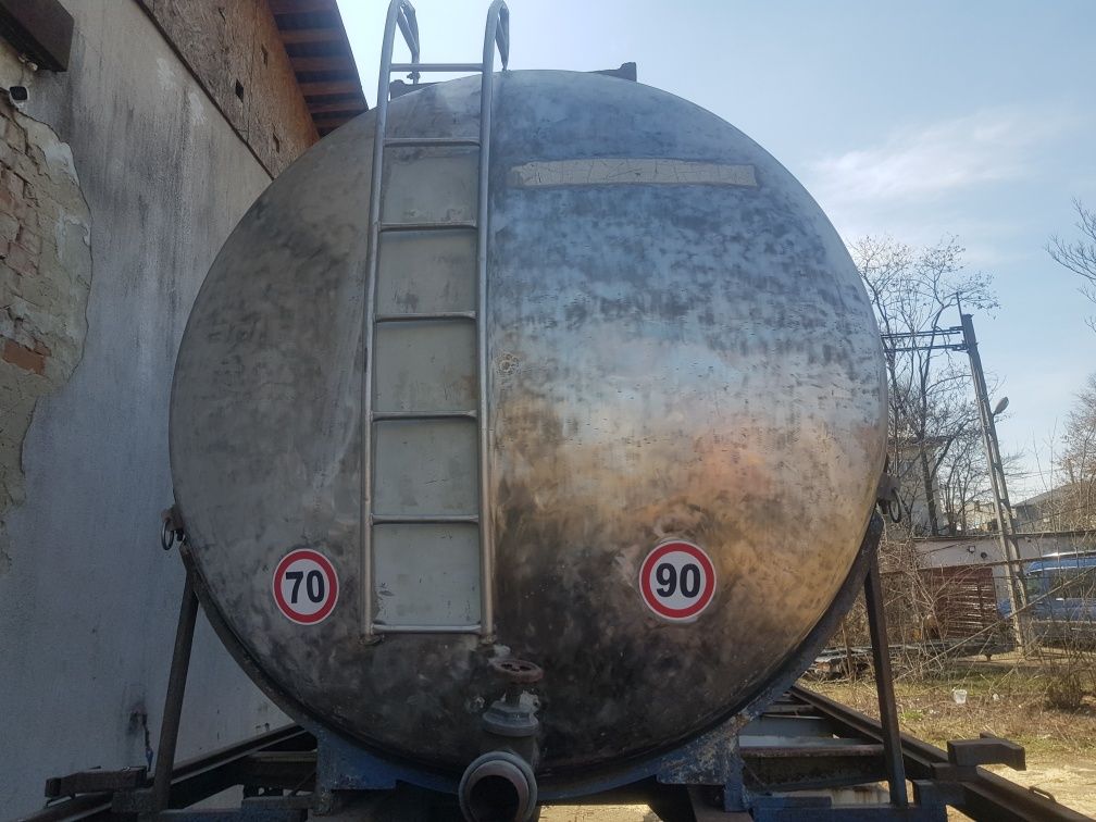 cisterna agricolă 20 t - 7500 €