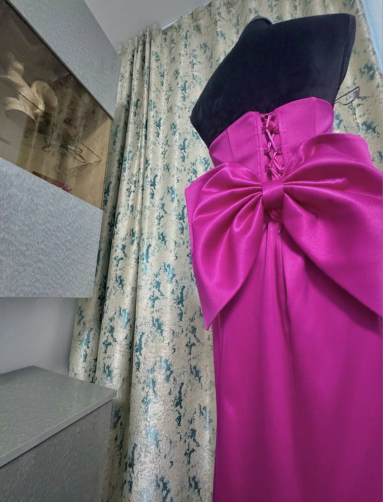 Rochie lunga fucsia
