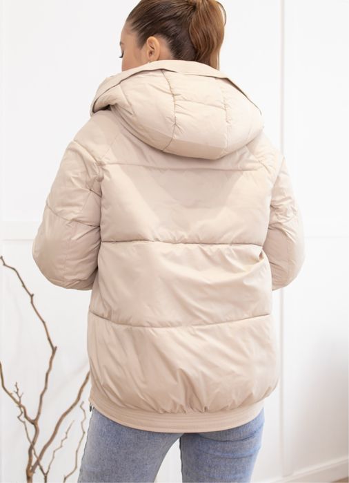 Ж е н с к а я  к у р т к а