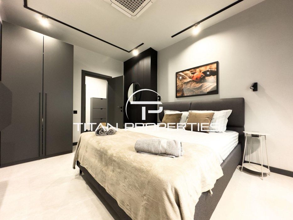 Тристаен, под наем, Център