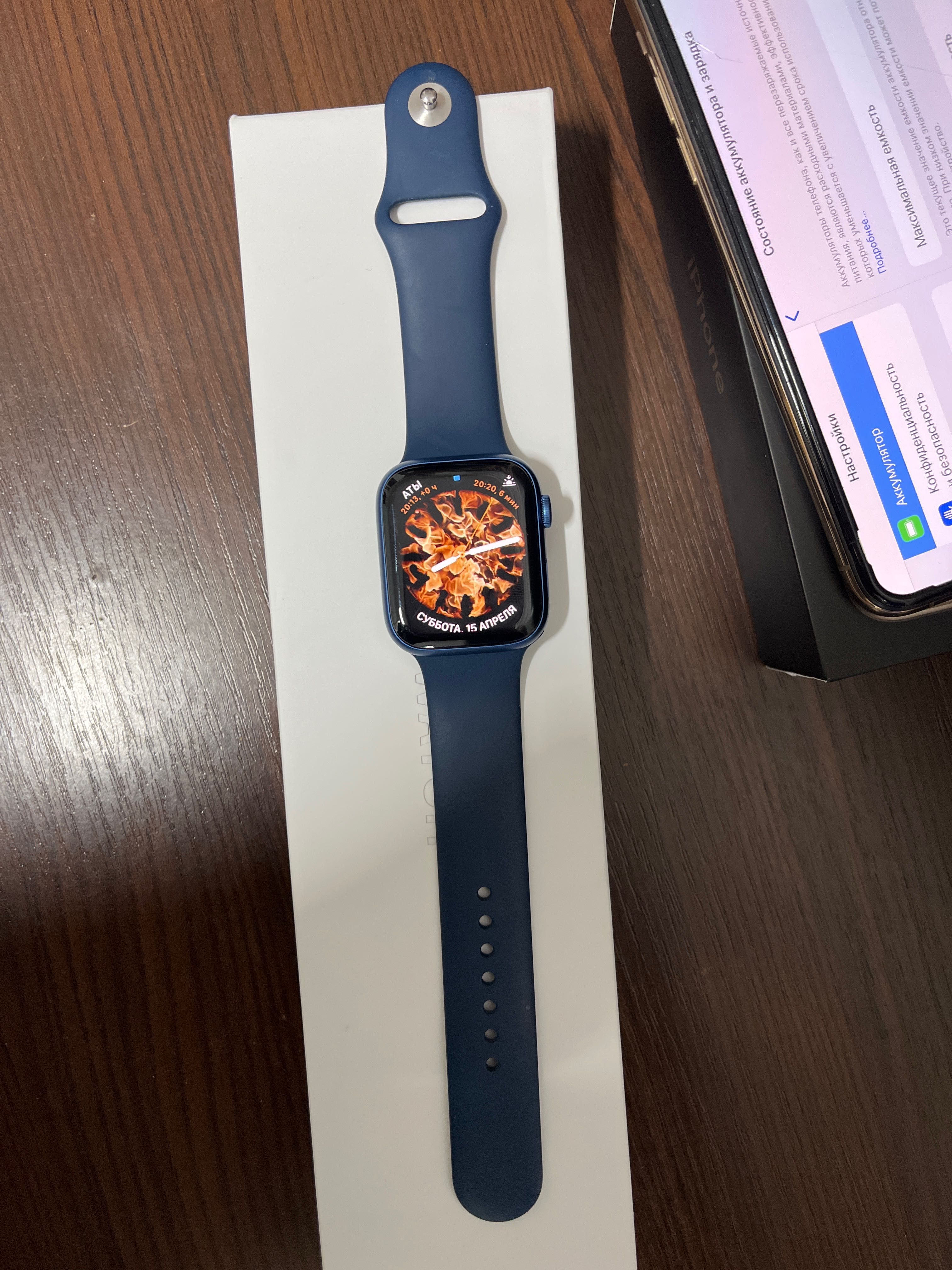 iPhone 11 pro, часы Apple Watch 7 (в идеальном состоянии)