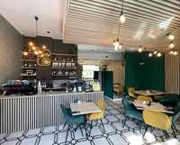 mobilier și echipamente restaurant/cafenea de specialitate