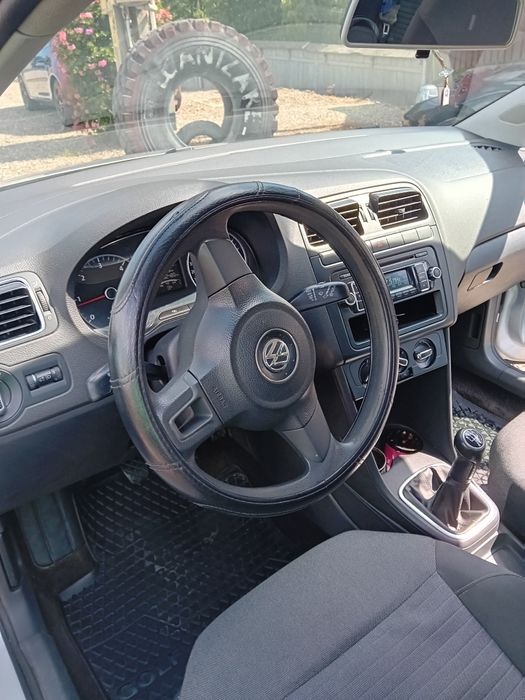 Vând Volkswagen Polo an 2012 actele toate valabile  pana 2026