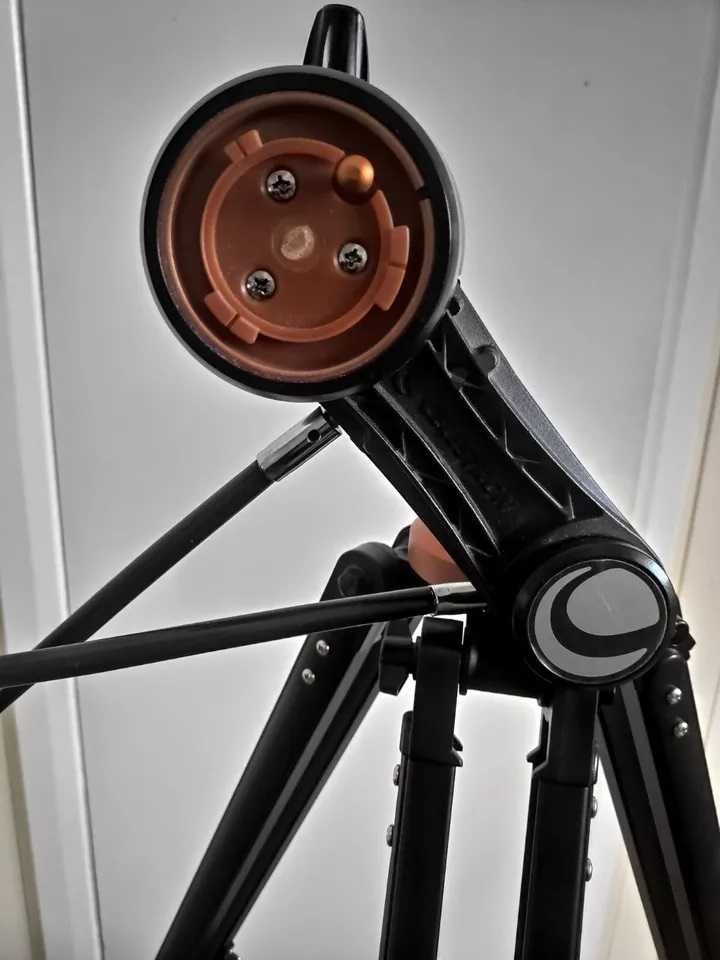 Статив Celestron Starsense Explorer с държач за смартфон-няма телескоп