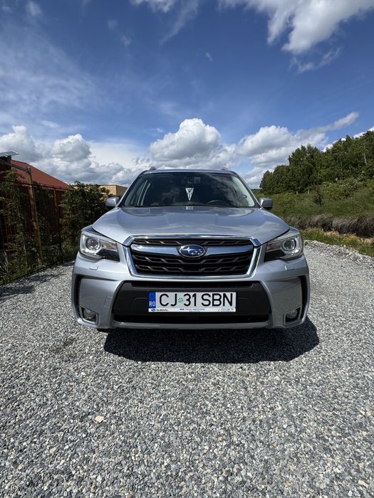 Vand Subaru Forester XT echipare Platinum