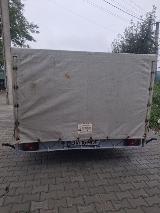 Vând remorca care se face si platforma