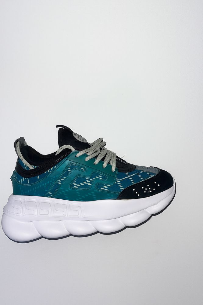versace chain reaction