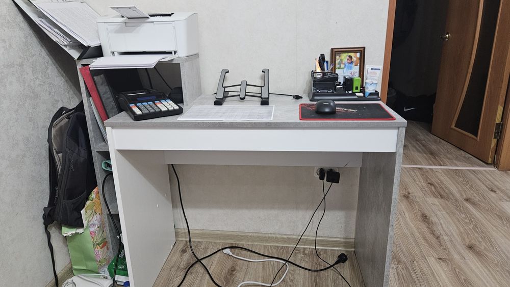 Продам стол для занятии