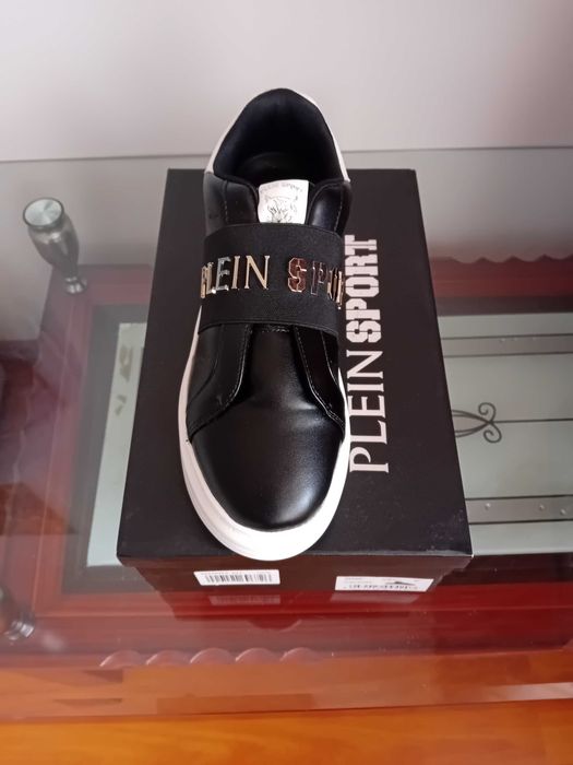 Adidași Philipp Plein originali.