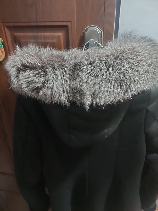 Дублёнка р.42-44 в отличном состоянии