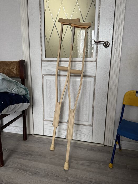 Продам костыли - состояние нового
