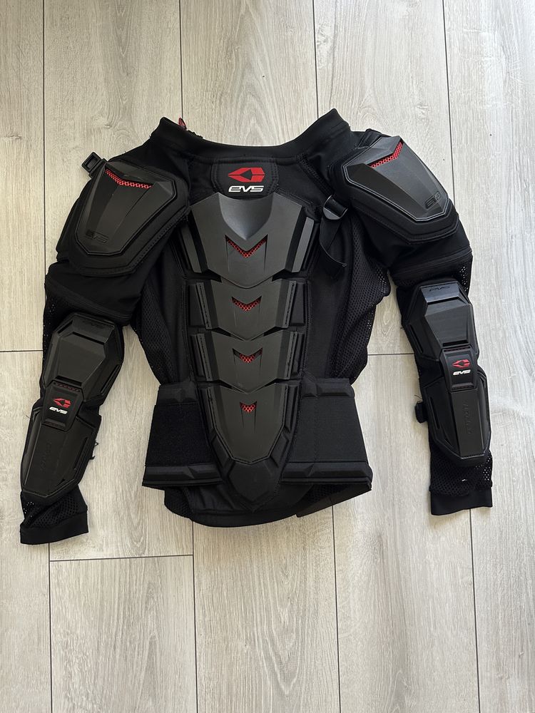 Детска защитна екипировка за колело/мотор evs comp suit.