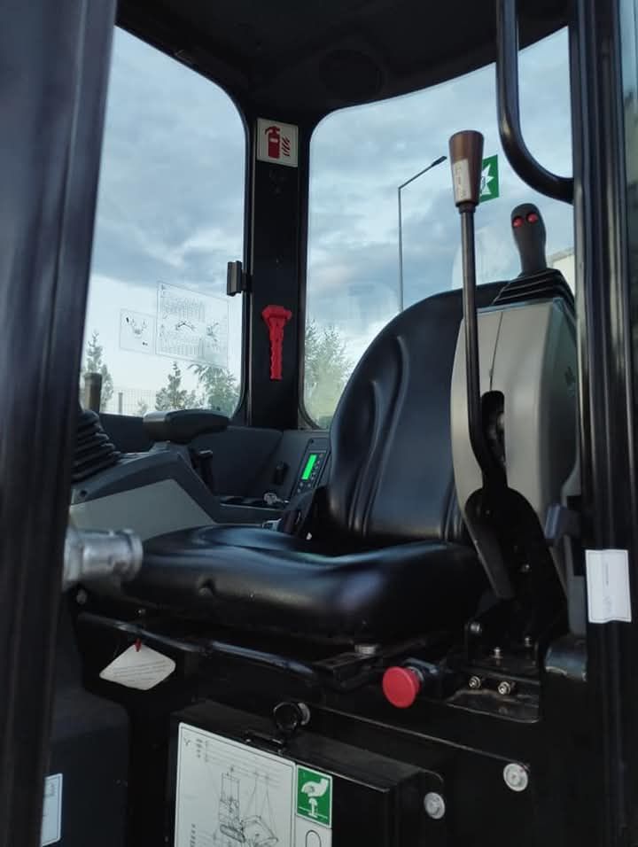 Miniexcavator Sany SY 18
