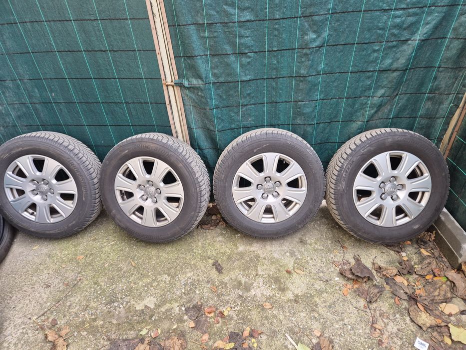 Оригинални джанти 16 с гуми 215/65/16