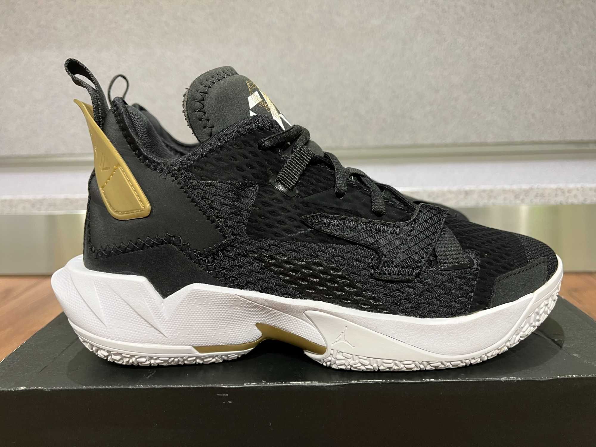 ОРИГИНАЛНИ *** Nike  Jordan "Why Not?" Zer0.4 / Black/ Metallic Gold