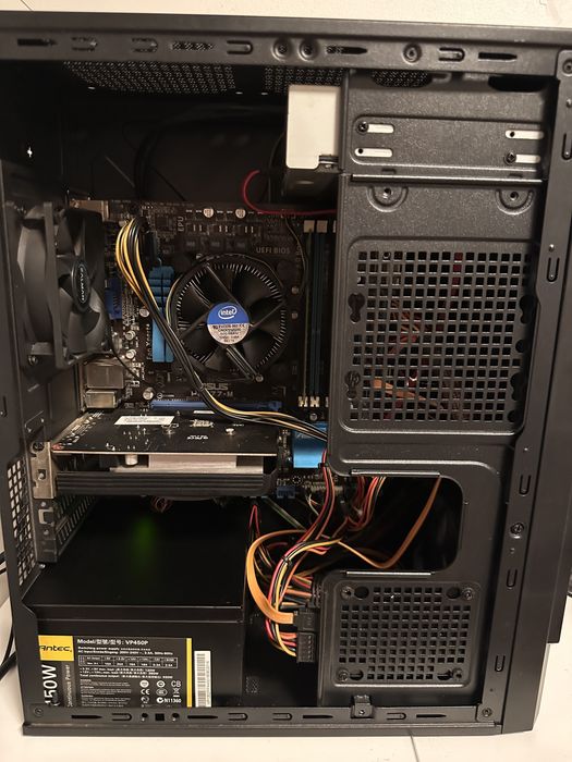 Vand unitate i5 3350P 8gb 240 SSD GT640