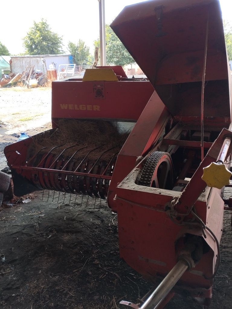 Welger ap45 + лентов товарач p22