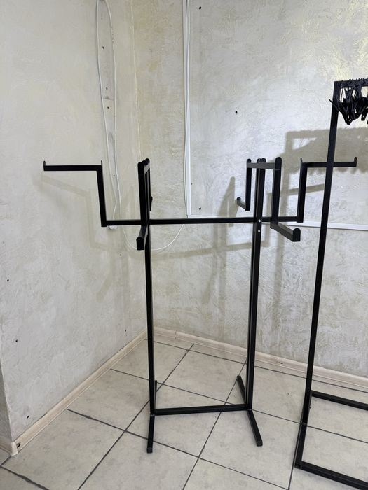 Стеллажи  , вешалки .