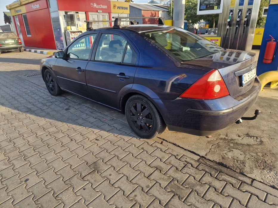 Vând Ford mondeo 1.8 benzina +gpl