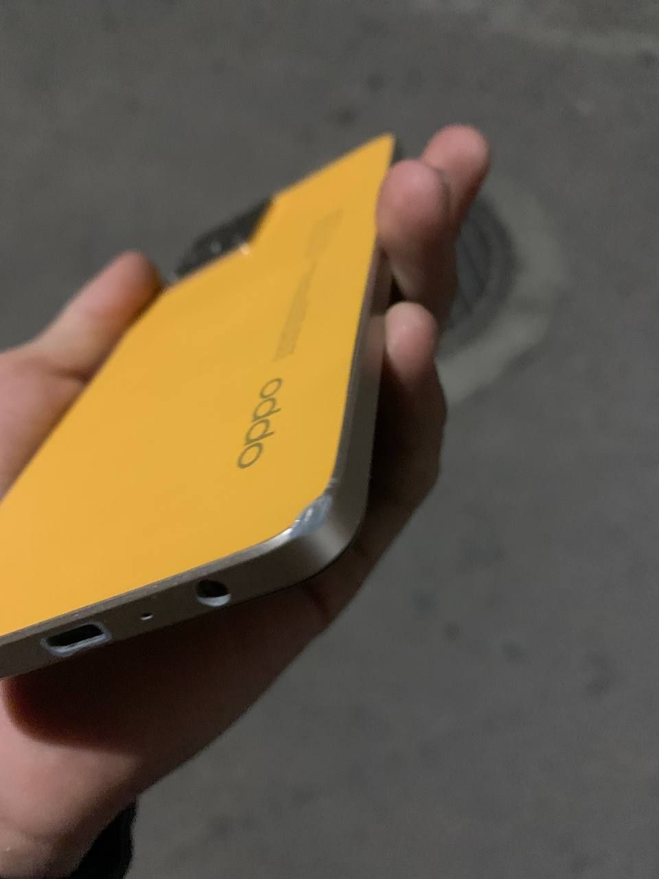 Oppoq Reno 7  8/128